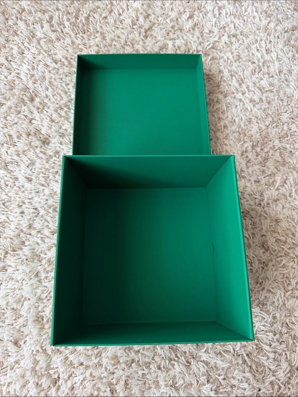 La Mer Emerald Green Box with Gold Lettering